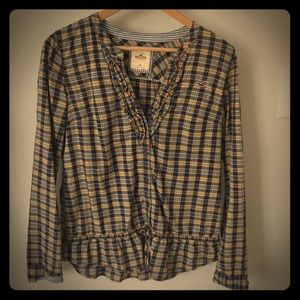 Like new Hollister plaid blouse